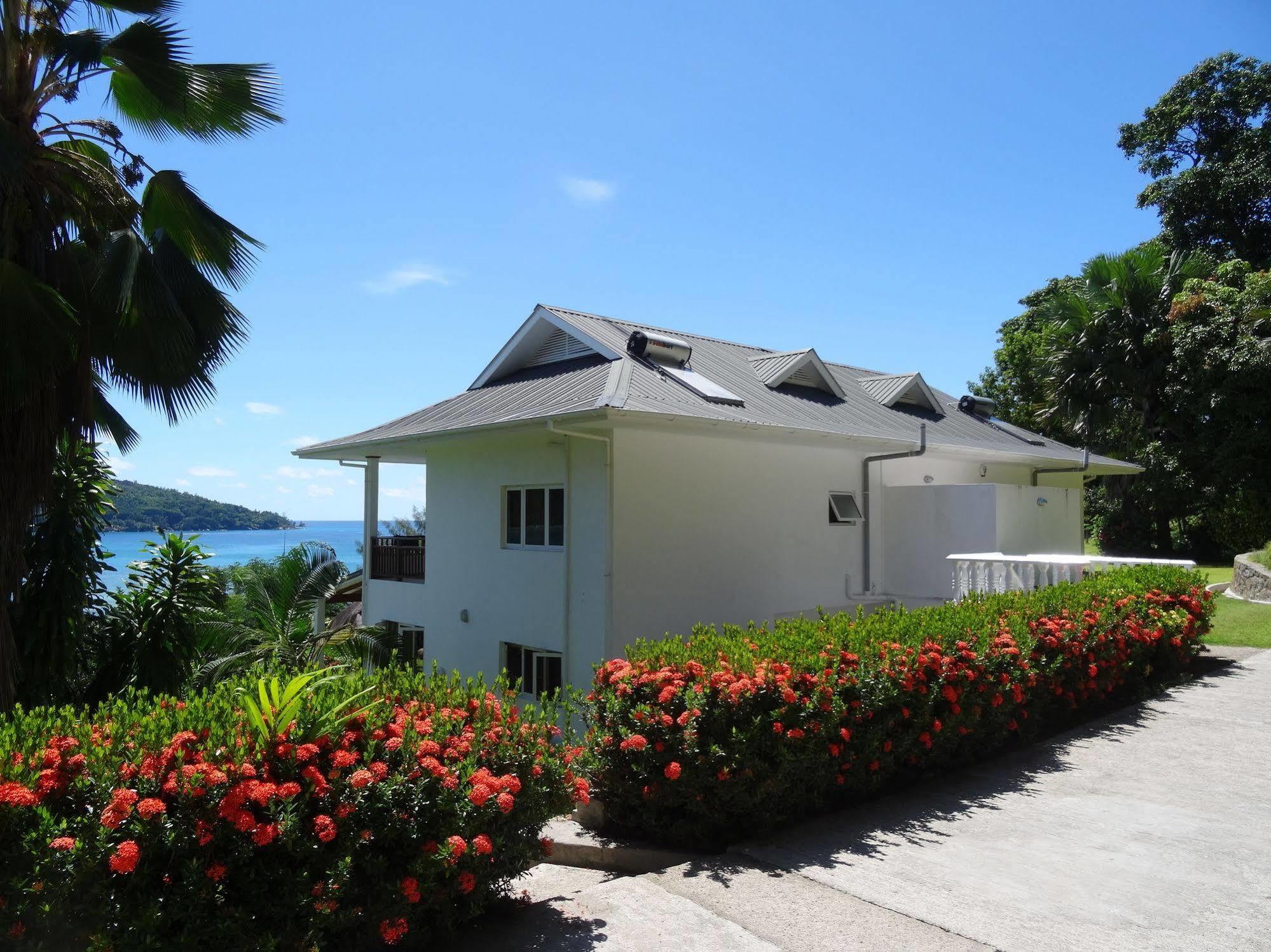 Sailfish Lodge *